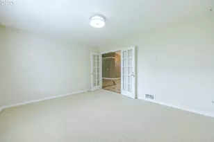 6876 Simeon Dr, Springfield, OR 97478 - Photo 24