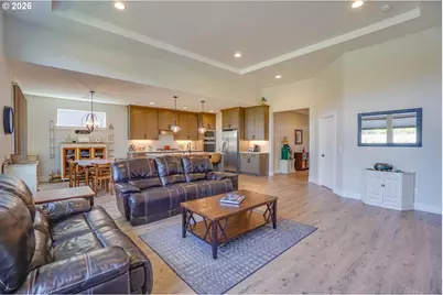 1016 N 44th Pl, Ridgefield, WA 98642 - Photo 10