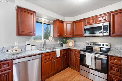4888 13th Ave, Keizer, OR 97303 - Photo 2