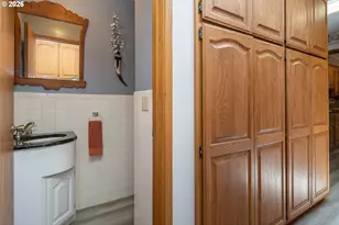 541 SE Terrace Dr, Roseburg, OR 97470 - Photo 30