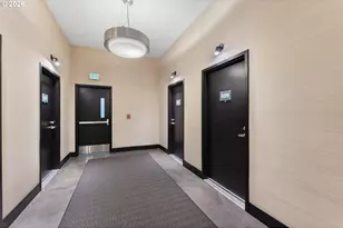 408 NW 12th Ave, Portland, OR 97209 - Photo 22