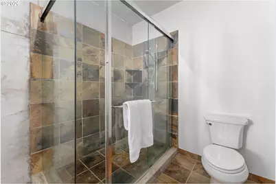 408 NW 12th Ave #608, Portland, OR 97209 - Photo 16