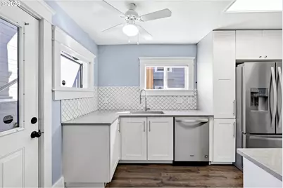 6402 SE 89th Ave, Portland, OR 97266 - Photo 20