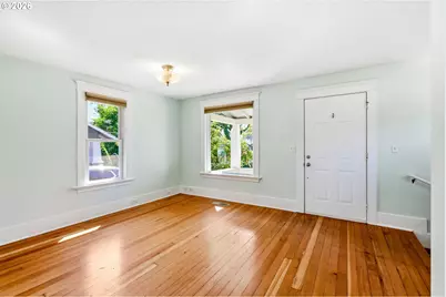 6402 SE 89th Ave, Portland, OR 97266 - Photo 8