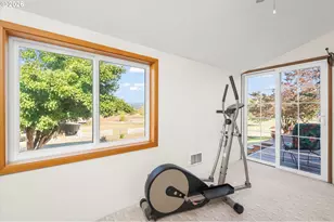 36189 Hwy 58, Pleasant Hill, OR 97455 - Photo 22