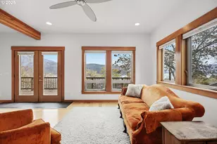 608 Columbia Ave, Lyle, WA 98635 - Photo 8