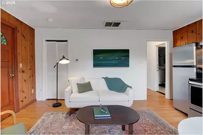 1911 SW Marigold St, Portland, OR 97219 - Photo 30