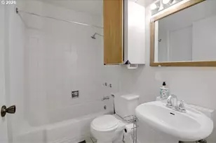 1911 SW Marigold St, Portland, OR 97219 - Photo 32