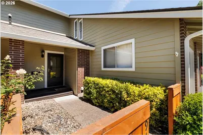 9124 SW Wilshire St, Portland, OR 97225 - Photo 6