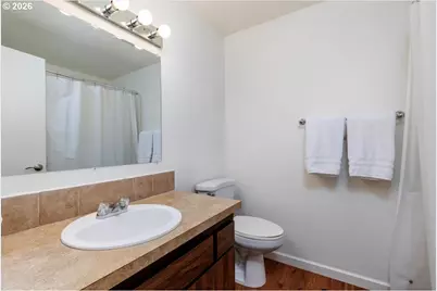 9124 SW Wilshire St, Portland, OR 97225 - Photo 22