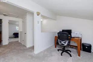 9124 SW Wilshire St, Portland, OR 97225 - Photo 16