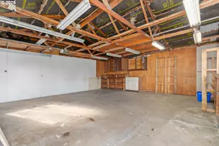 1047 Baxter St, Eugene, OR 97402 - Photo 40