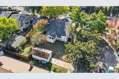 4405 SE Division St, Portland, OR 97206 - Photo 6