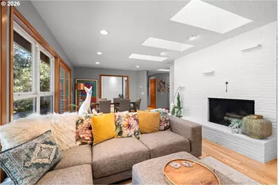 10529 SW Lancaster Rd, Portland, OR 97219 - Photo 18