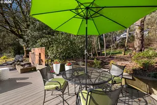 10529 SW Lancaster Rd, Portland, OR 97219 - Photo 38