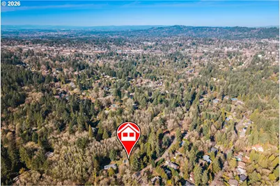 10529 SW Lancaster Rd, Portland, OR 97219 - Photo 42