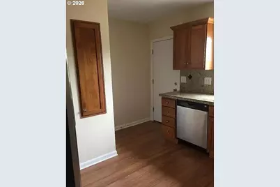 8821 SE Henderson St, Portland, OR 97266 - Photo 8