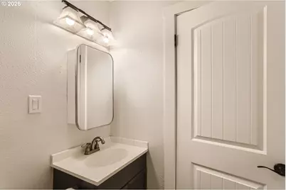 100 Kerr Pkwy #52, Lake Oswego, OR 97035 - Photo 10