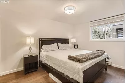 100 Kerr Pkwy #52, Lake Oswego, OR 97035 - Photo 6