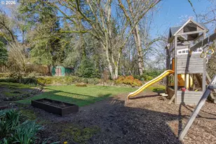 7765 SW Gentle Woods Dr, Portland, OR 97224 - Photo 40