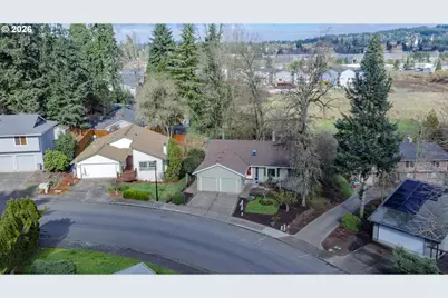 7765 SW Gentle Woods Dr, Portland, OR 97224 - Photo 2