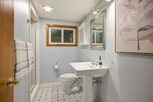 5211 SW 18th Pl, Portland, OR 97239 - Photo 36