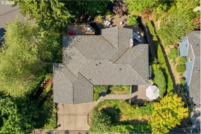 5211 SW 18th Pl, Portland, OR 97239 - Photo 4