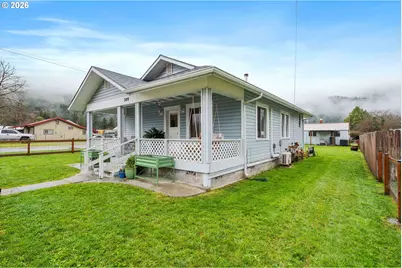 309 4th Ave, Powers, OR 97466 - Photo 2