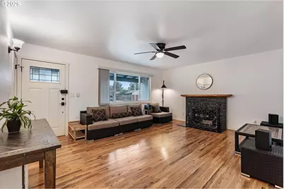 15106 SE Lincoln St, Portland, OR 97233 - Photo 8