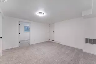 15106 SE Lincoln St, Portland, OR 97233 - Photo 22
