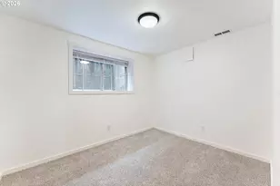 15106 SE Lincoln St, Portland, OR 97233 - Photo 28