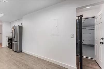 15106 SE Lincoln St, Portland, OR 97233 - Photo 20
