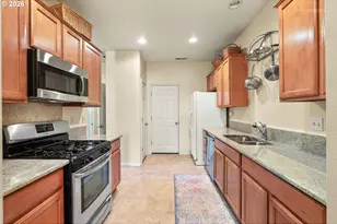 21147 SW Madeira Terrace, Sherwood, OR 97140 - Photo 10