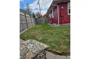 150 Buena Vista Ln, Roseburg, OR 97471 - Photo 8