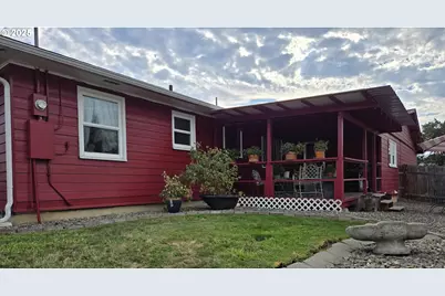 150 Buena Vista Ln, Roseburg, OR 97471 - Photo 6