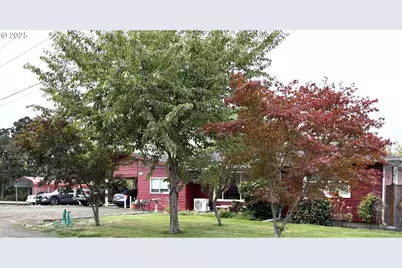 150 Buena Vista Ln, Roseburg, OR 97471 - Photo 4