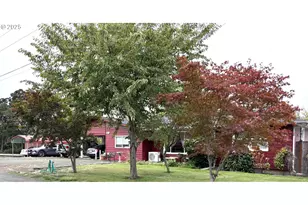 150 Buena Vista Ln, Roseburg, OR 97471 - Photo 4