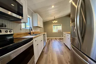 98825 Pleasant Hill Dr, Brookings, OR 97415 - Photo 14