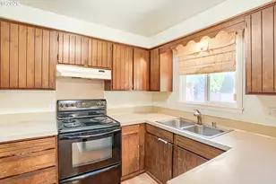 13108 NE 30th Cir, Vancouver, WA 98682 - Photo 12