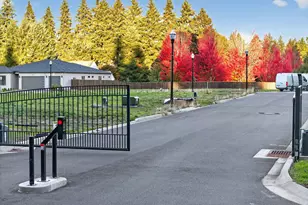 12313 NE 66th Ct, Vancouver, WA 98686 - Photo 2