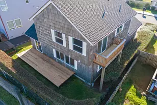 1555 NW 39th St, Lincoln City, OR 97367 - Photo 46