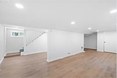 15 NE 80th Ave, Portland, OR 97213 - Photo 40