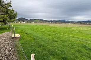 1160 Valley View Rd, Sutherlin, OR 97479 - Photo 44