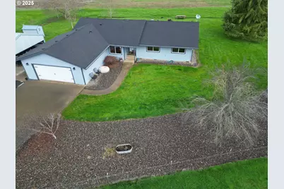 1160 Valley View Rd, Sutherlin, OR 97479 - Photo 4