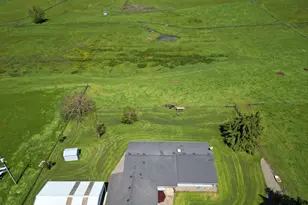 1160 Valley View Rd, Sutherlin, OR 97479 - Photo 34