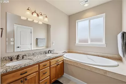 1165 Swale Ridge Loop, Creswell, OR 97426 - Photo 14