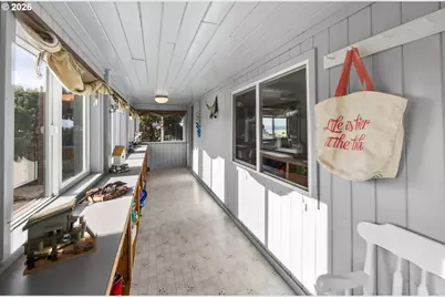 88426 2nd Ave, Florence, OR 97439 - Photo 32