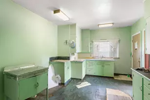 6305 N Denver Ave, Portland, OR 97217 - Photo 16