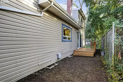 5249 NE 45th Pl, Portland, OR 97218 - Photo 40