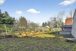 5249 NE 45th Pl, Portland, OR 97218 - Photo 46
